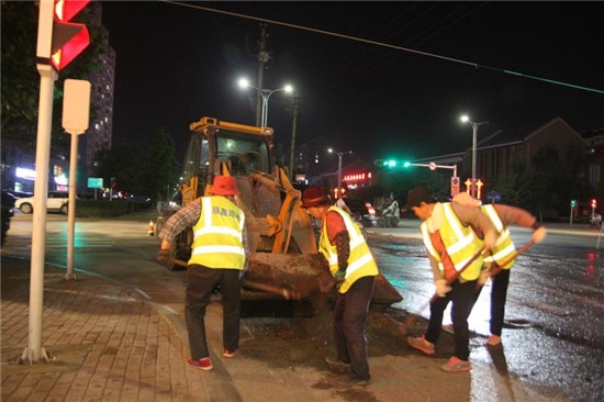 搶抓時機 全力推進濟寧城區(qū)道路升級改造