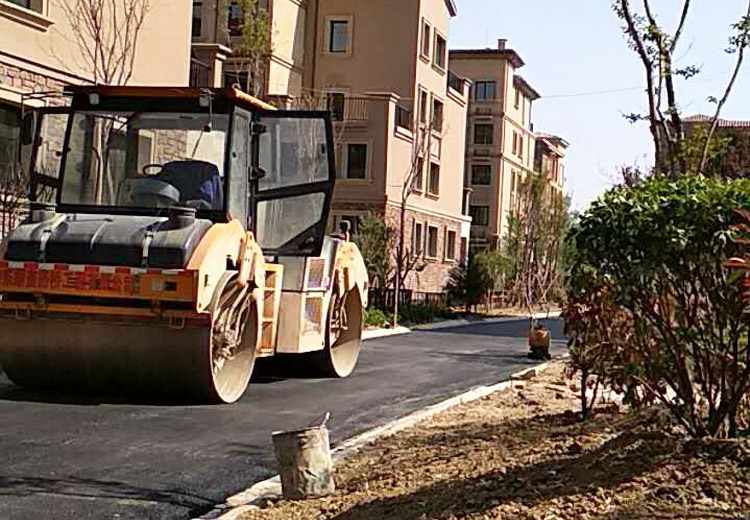 濟(jì)寧劉村采摘園別墅區(qū)路面工程